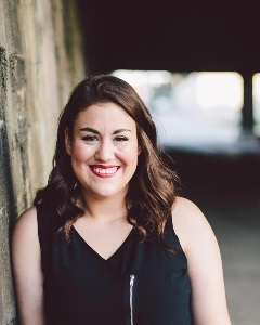 Samantha Zarders Headshot