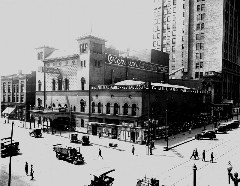 82-3_Old Orpheon Theater_1918